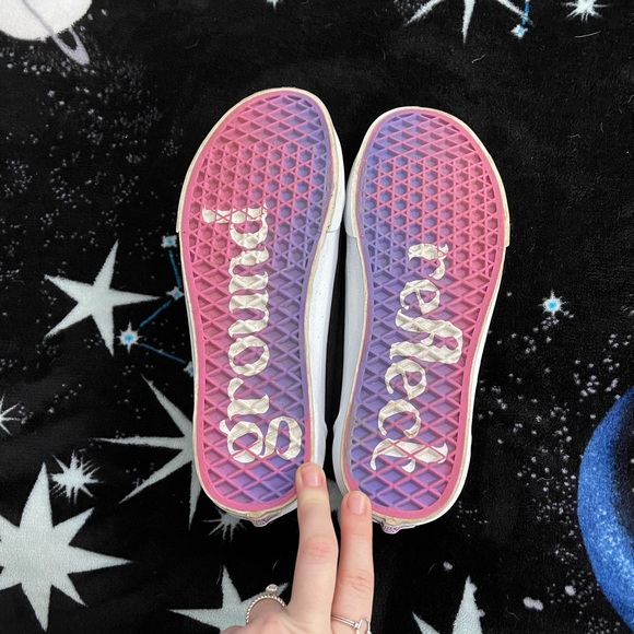 Embroidered old school vans - Picture 5 of 6